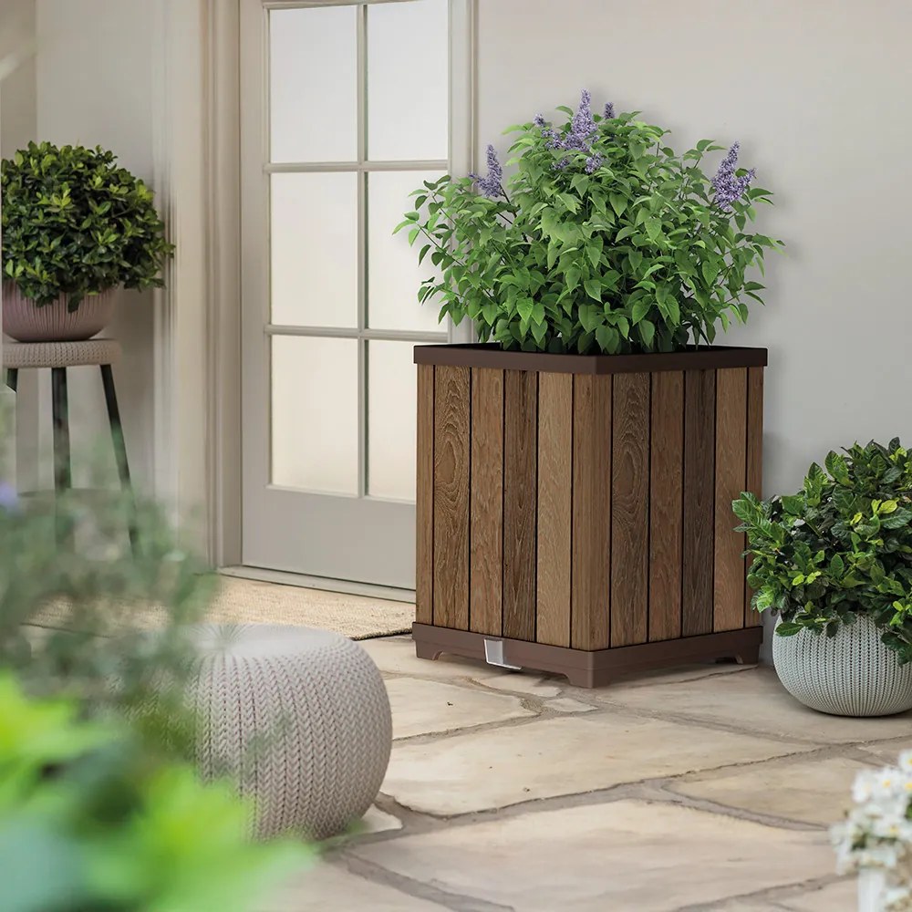 Cutie decorativă pătrată din plastic cu relief, 74 L, nuc