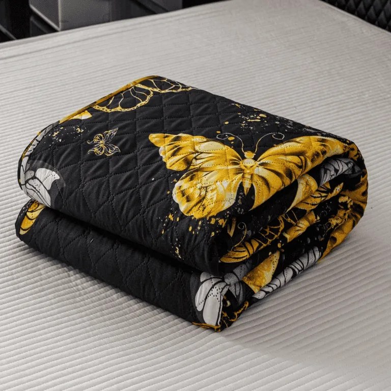 Cuvertura de pat GOLD BUTTERFLY negru Dimensiune: 220 x 240 cm