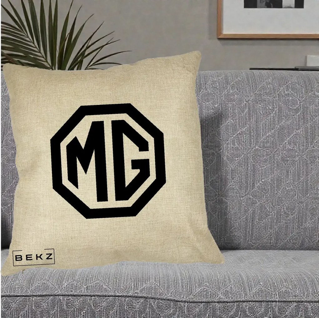 Perna Personalizata cu emblema MG, 40x40 cm, Crem, Husa Detasabila, Perna Inclusa, BEKZ®