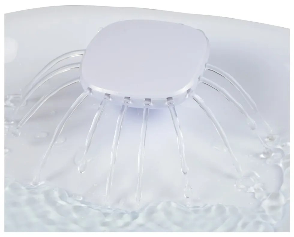 Fântână din plastic – Love Story