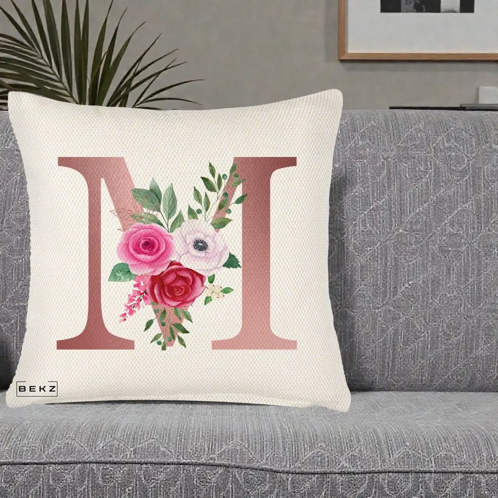 Cadou Personalizat - Perna Personalizata Monograma Rose Gold Litera M cu Trandafiri, 40x40 cm, Crem Reliefat, Husa Detasabila, Perna Inclusa, BEKZ®