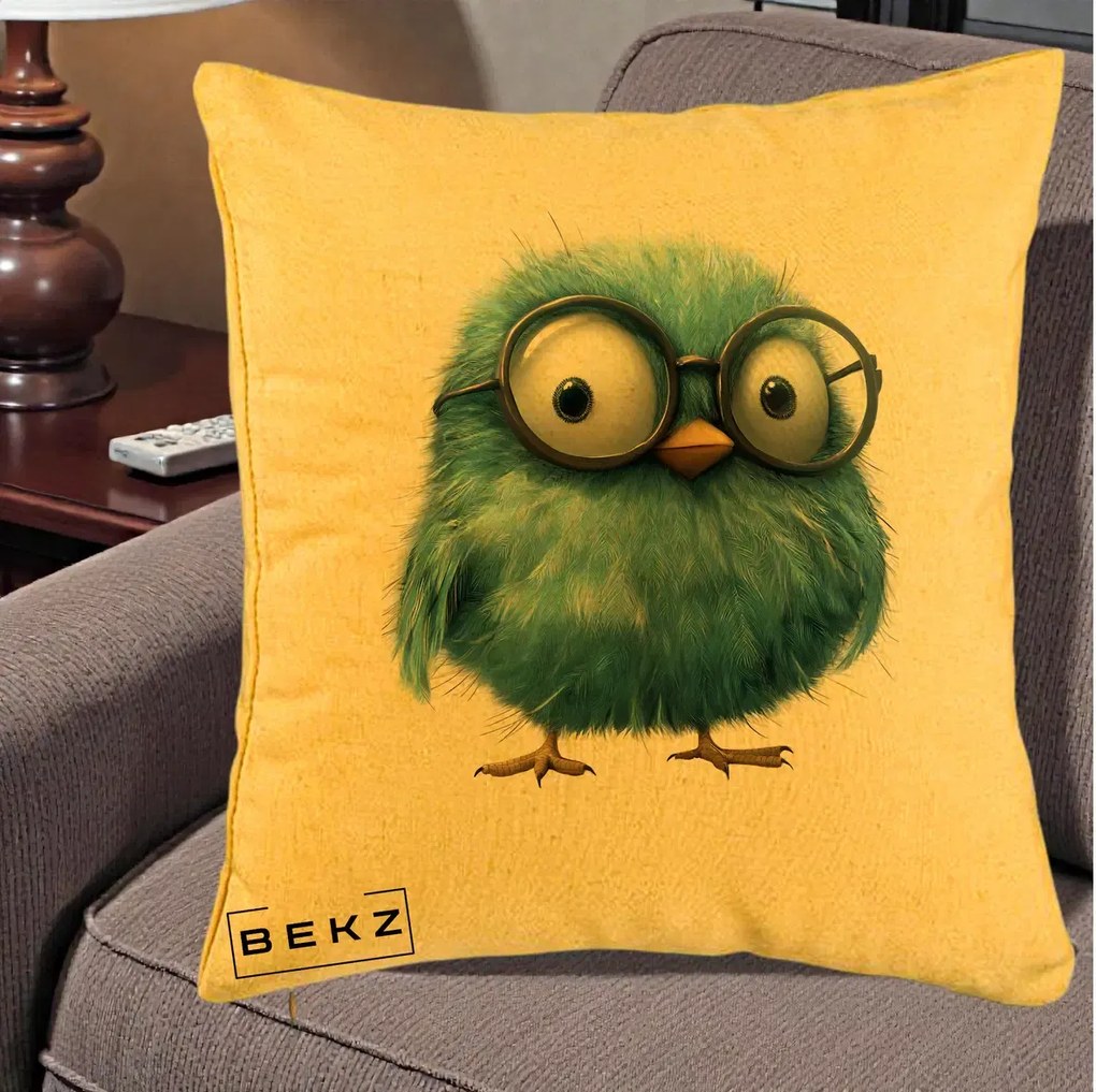 Perna Decorativa Pui Pufos Teal cu Ochelari, 40x40 cm, Galben, Husa Detasabila, Perna Inclusa, BEKZ®