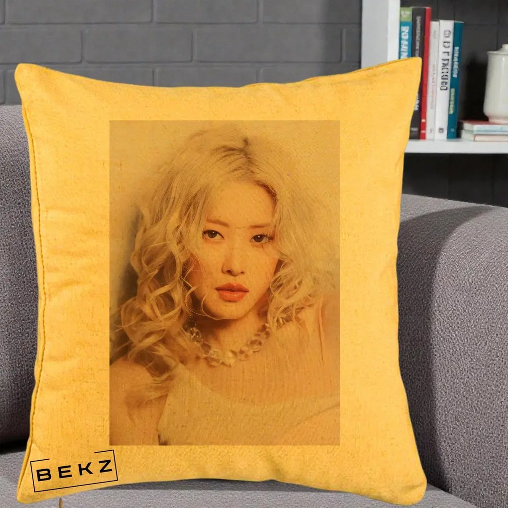 Perna Personalizata K-pop BLACKPINK Rose, 40x40 cm, Galben, Husa Detasabila, Perna Inclusa, BEKZ®