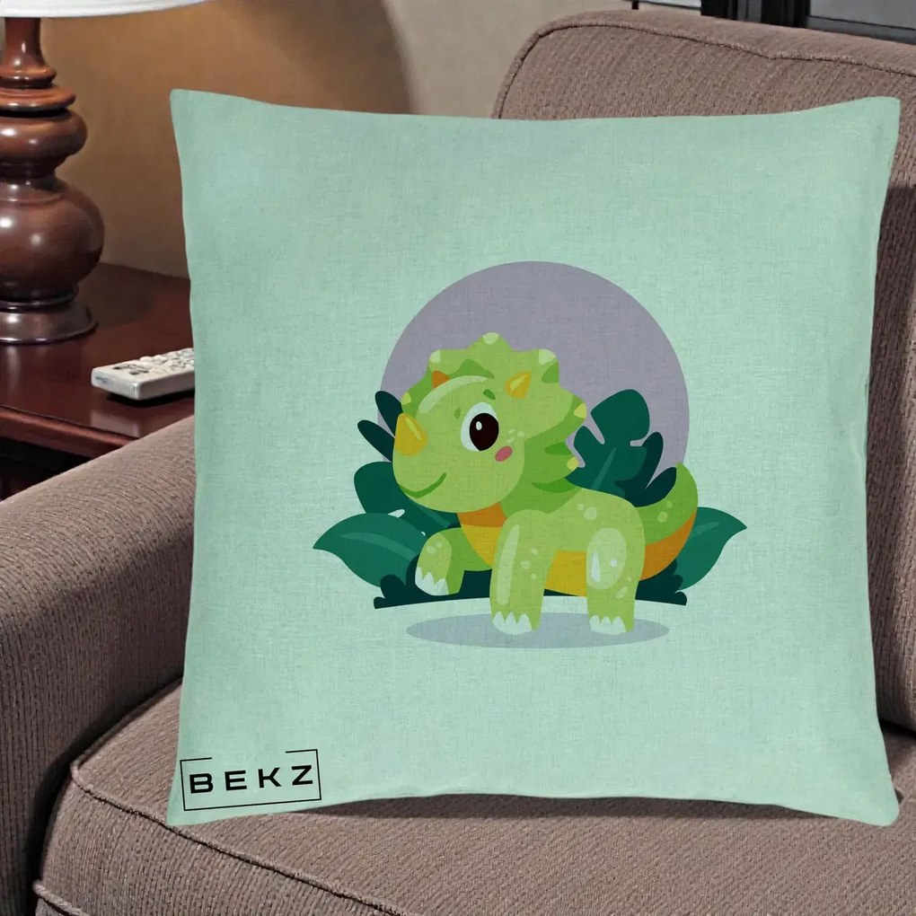 Perna Decorativa Triceratops Kawaii Verde, 40x40 cm, Verde Menta, Husa Detasabila, Perna Inclusa, BEKZ®
