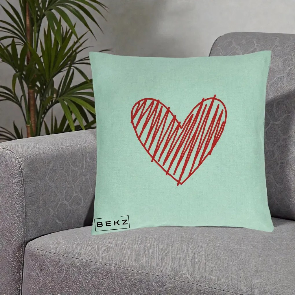 Perna Decorativa Inima Rosie Desen Manual, 40x40 cm, Verde Menta, Husa Detasabila, Perna Inclusa, BEKZ®