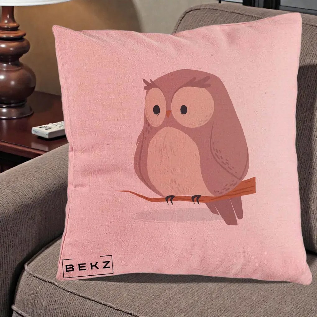 Perna Decorativa Bufnita Kawaii pe Creanga, 40x40 cm, Roz, Husa Detasabila, Perna Inclusa, BEKZ®