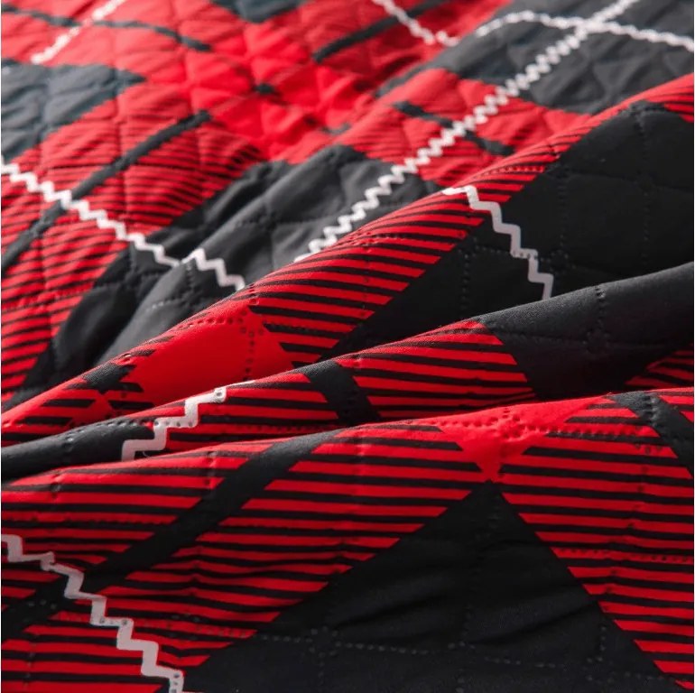 Cuvertura de pat ALBURY rosu Dimensiune: 170 x 210 cm