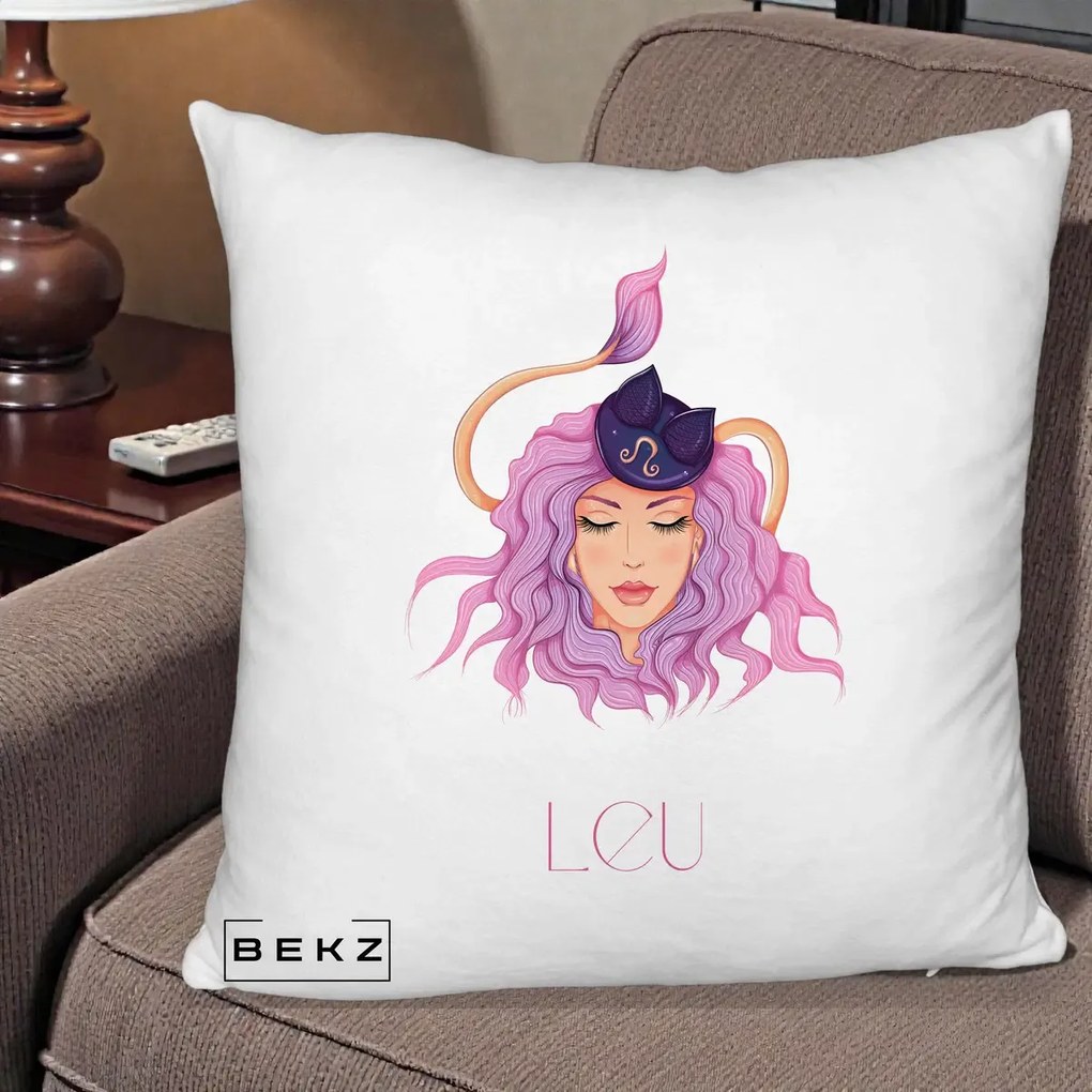 Perna Personalizata Zodie Leu, 40x40 cm, Alb Pufos, Husa Detasabila, Perna Inclusa, BEKZ®
