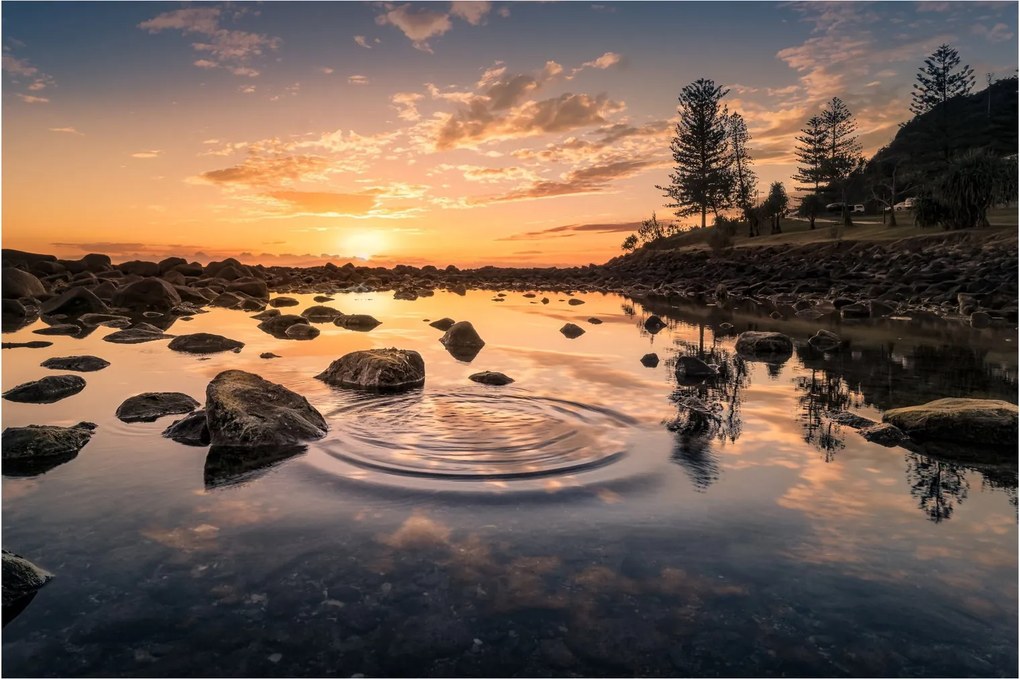 Tablou - Suprafața apei la apus de soare (90x60 cm)