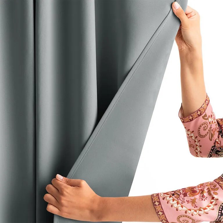 Draperie groasă blackout RESTILO argint 140 x 245 cm set 2 buc