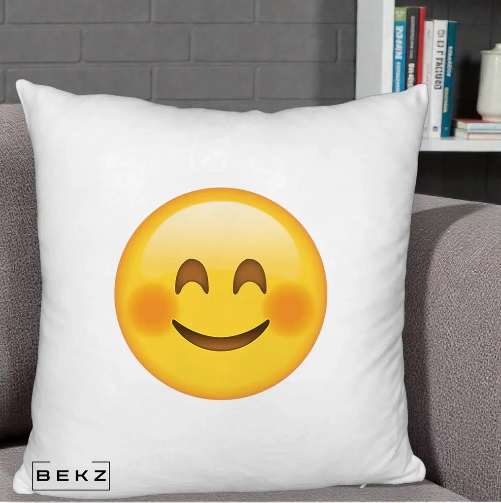 Perna Decorativa Emoji Fericit Roscat, 40x40 cm, Alb Pufos, Husa Detasabila, Perna Inclusa, BEKZ®