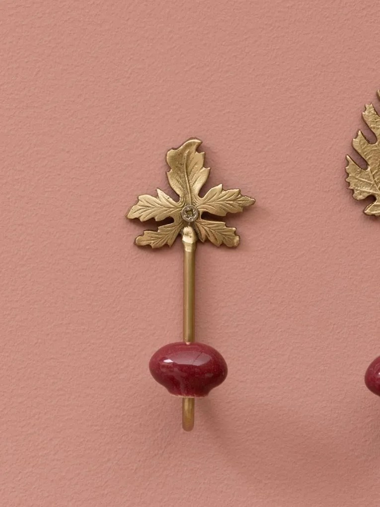 Set 3 cuiere de perete din metal și ceramică, auriu și bordo, frunze sculptate și sferă din ceramică, finisaj lucios, 15,5 x 4 cm, „Feuilles”