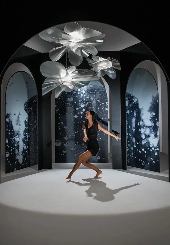 Lustra LED realizata manual Etoile Large Prisma