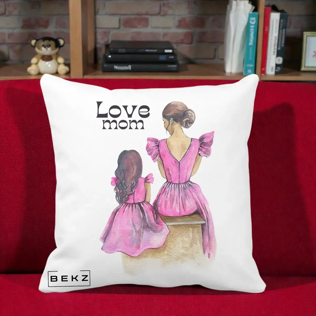 Cadou pentru Mama - Perna Personalizata Love Mom Rochii Roz, 40x40 cm, Alba Mata, Husa Detasabila, Perna Inclusa, BEKZ®