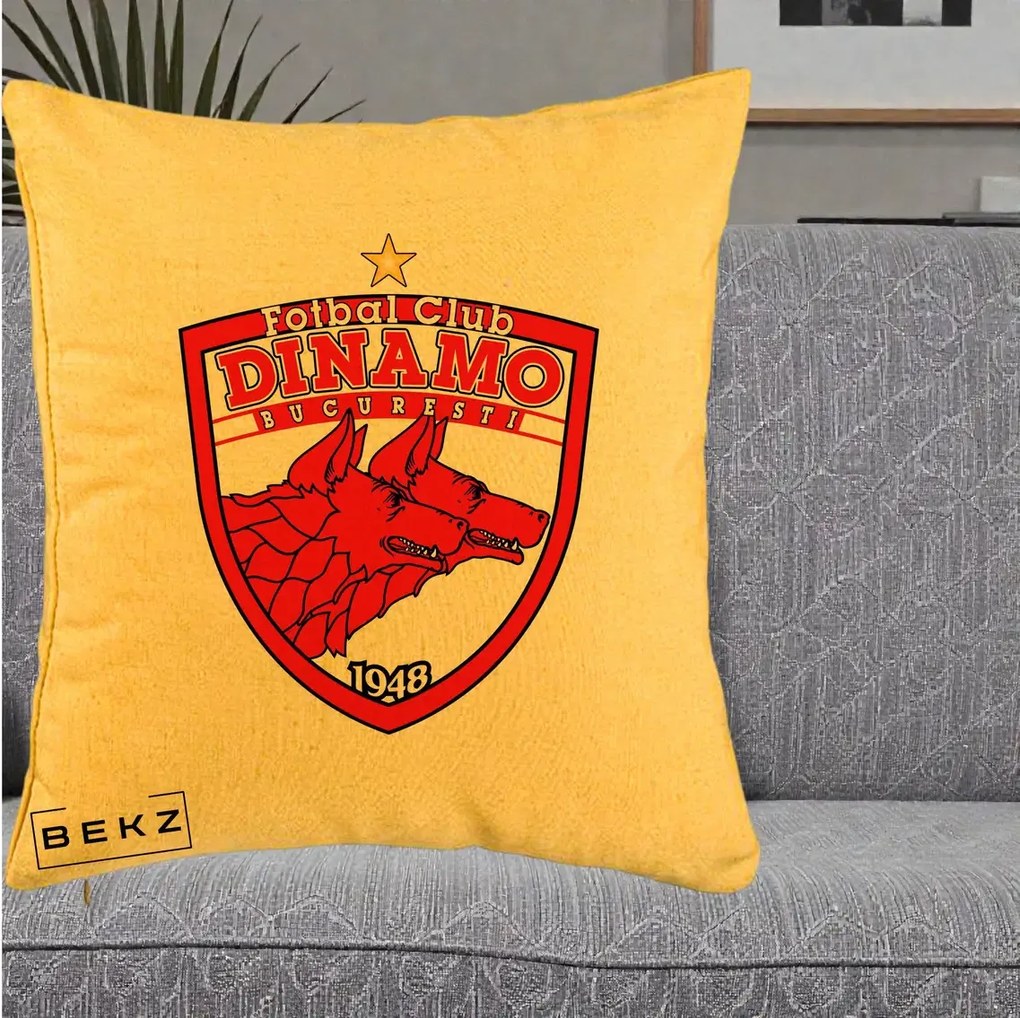 Perna Personalizata FC Dinamo Bucuresti 1948 Fotbal, 40x40 cm, Galben, Husa Detasabila, Perna Inclusa, BEKZ®
