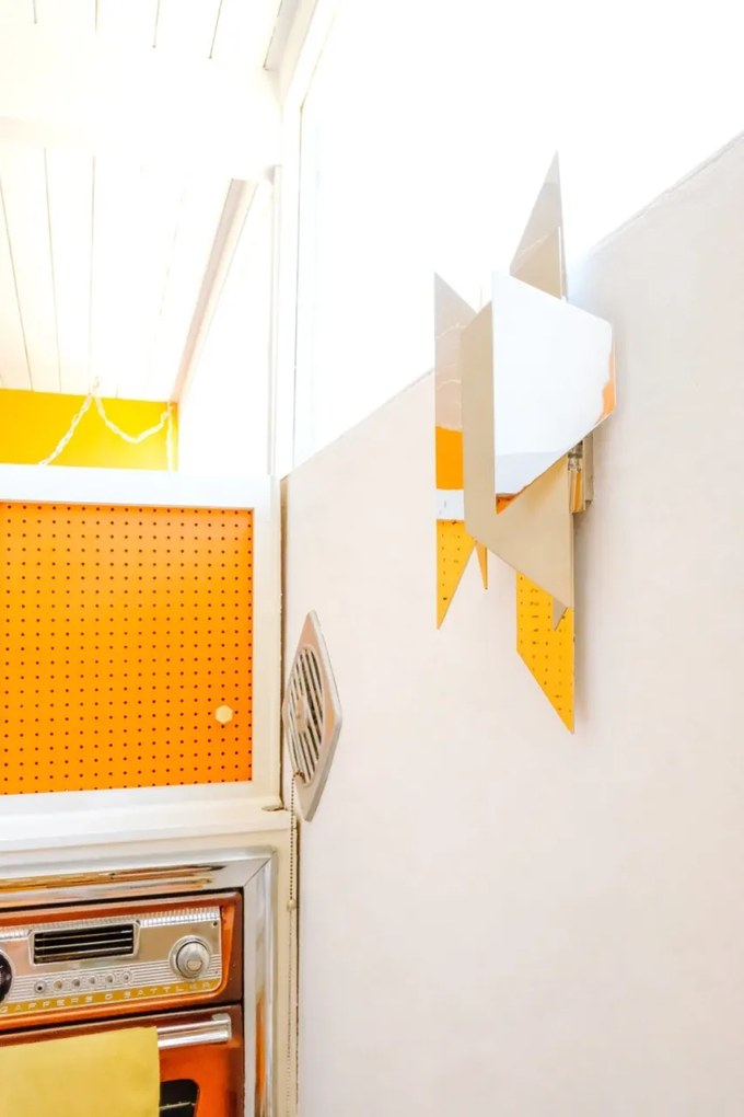 Aplica de perete LUX design elegant MODERNIST