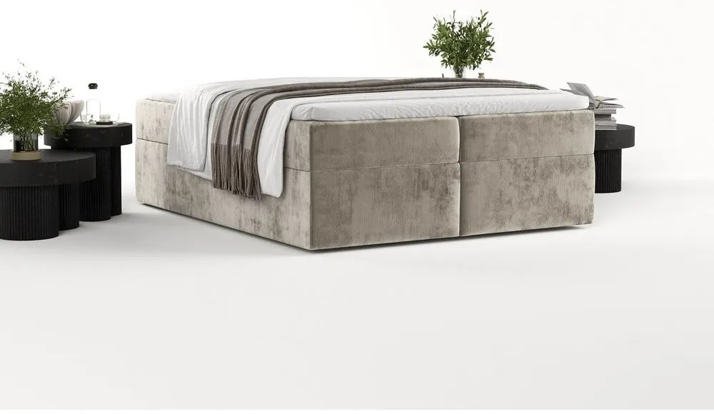 Pat boxspring maro deschis cu spațiu de depozitare 200x200 cm Yoko – Maison de Rêve