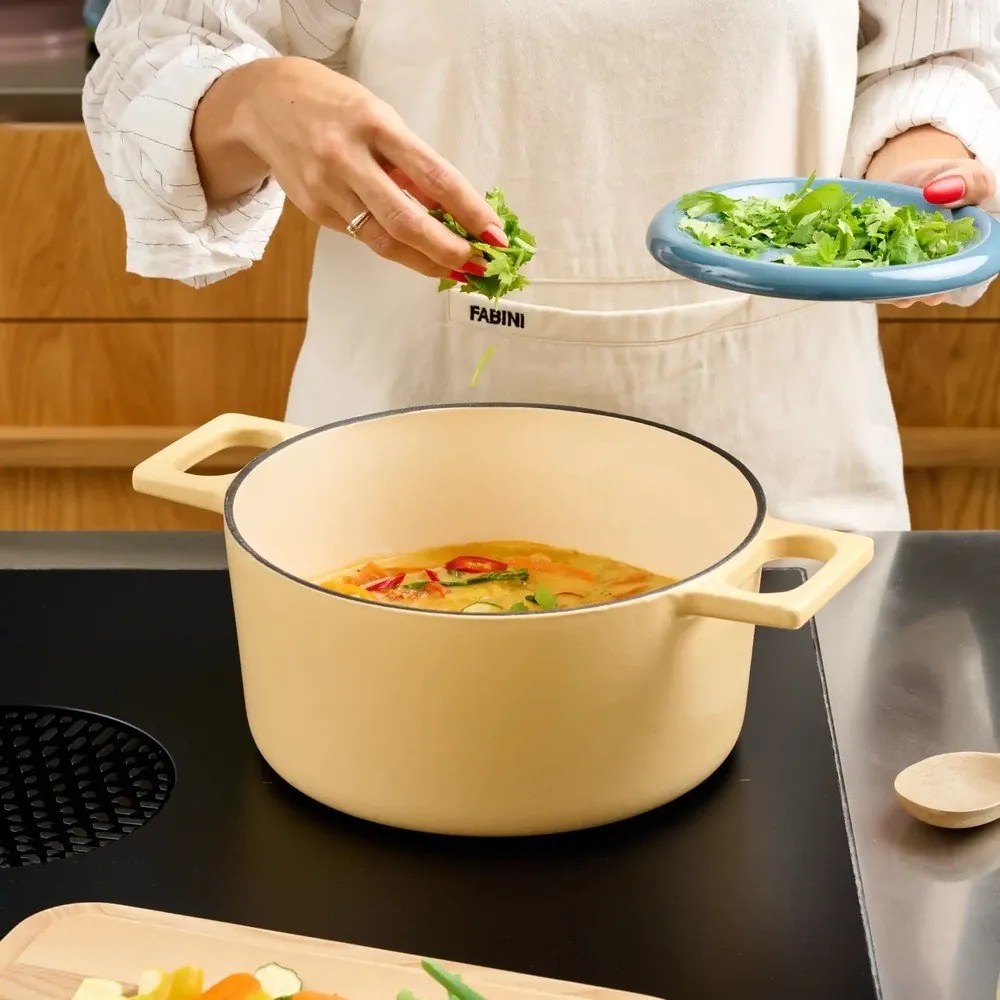 Cratiță cu capac din fontă 5,5 l adecvată pentru plita cu inducție Mattia 3.0 – FABINI
