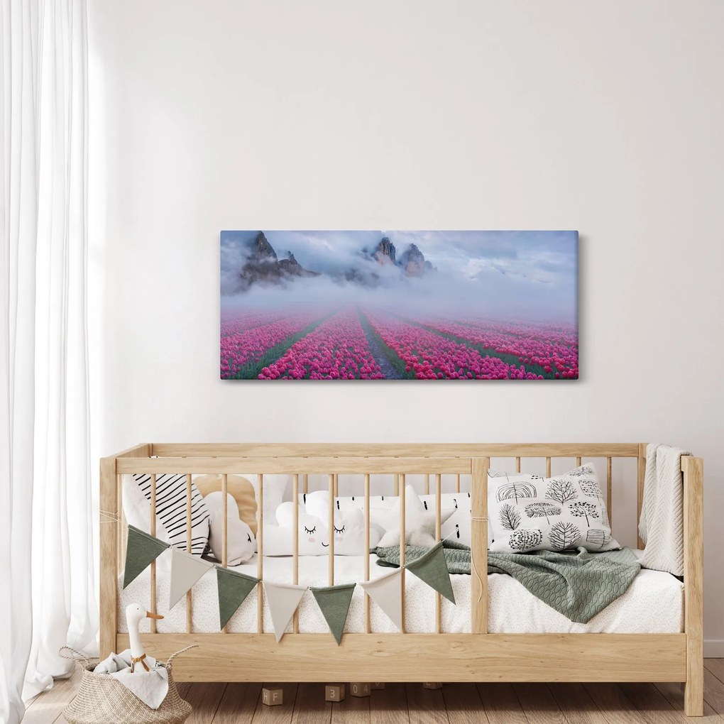 Tablou - Peisaj cu câmpuri de lalele (120x50 cm)