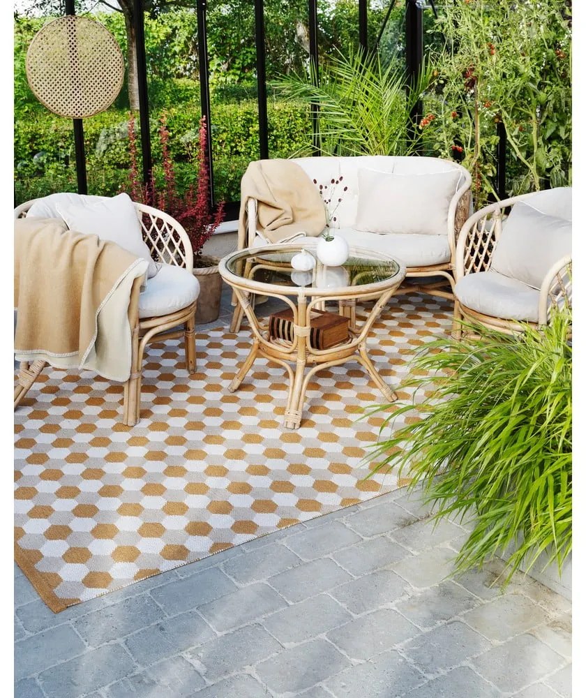 Covor tip traversă pentru interior și exterior galben ocru 70x250 cm Dana Ochre – Pappelina