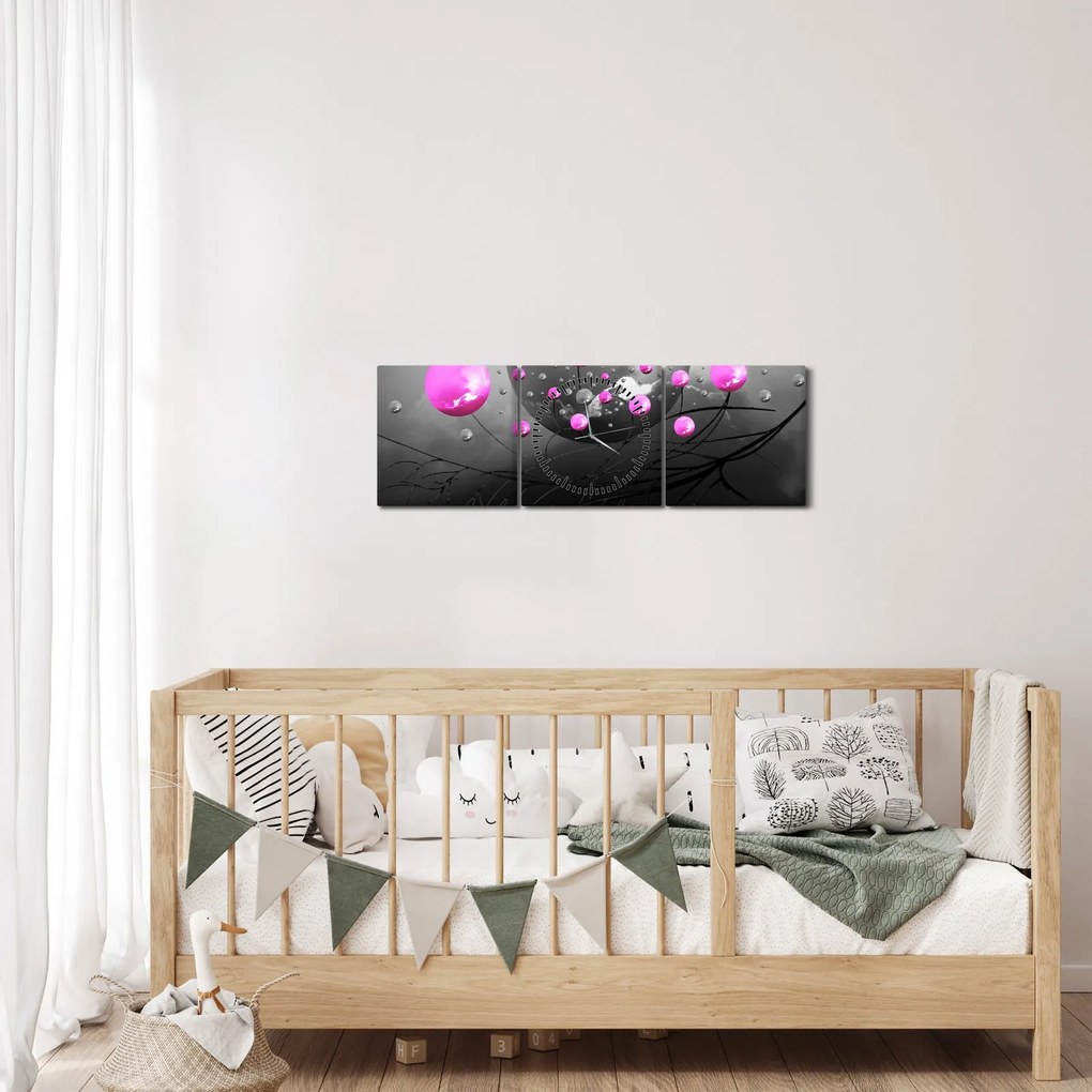Tabloul cu bile roz (cu ceas) (90x30 cm)