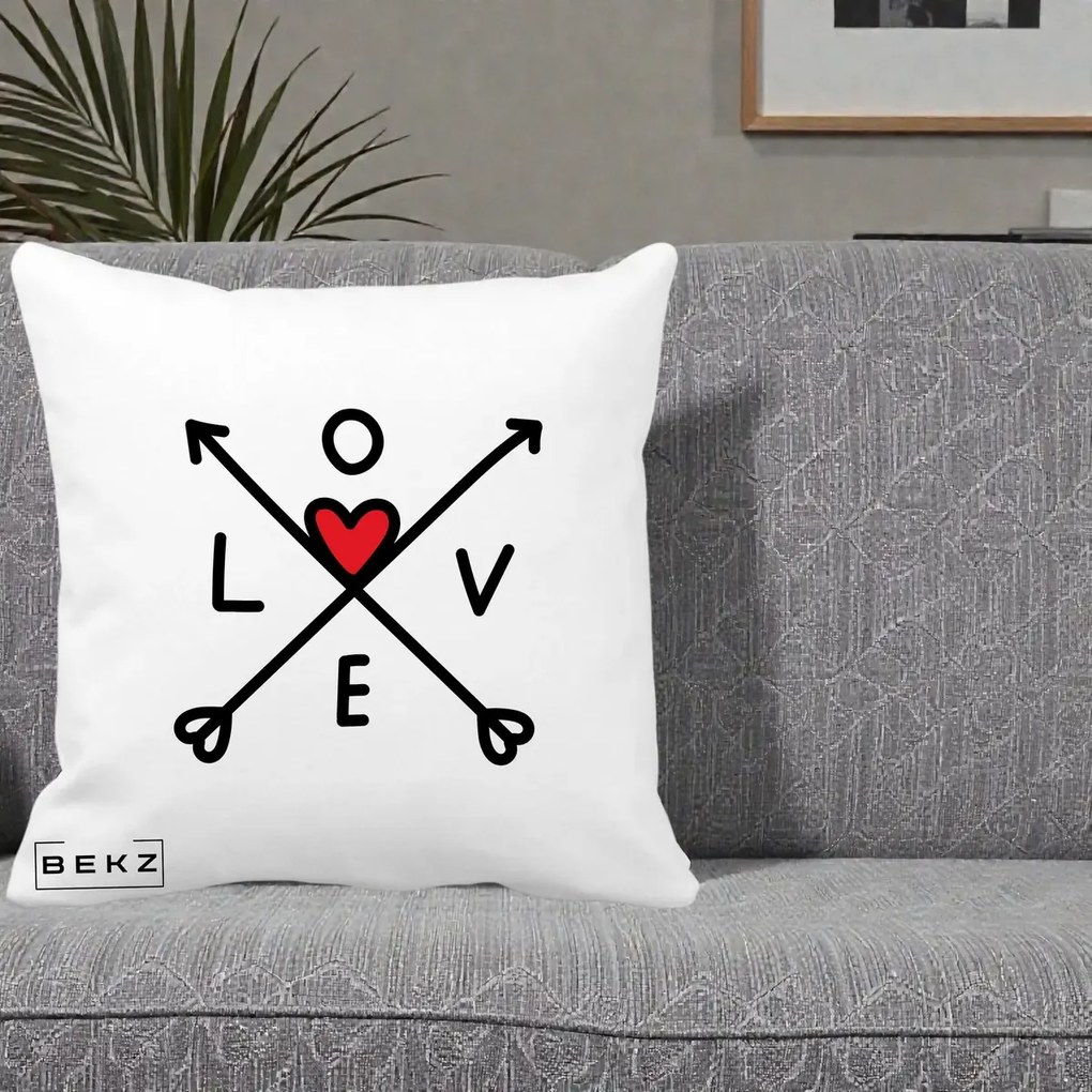 Perna Decorativa Love cu Sageti Incrucisate si Inima Rosie, 40x40 cm, Alba Mata, Husa Detasabila, Perna Inclusa, BEKZ®