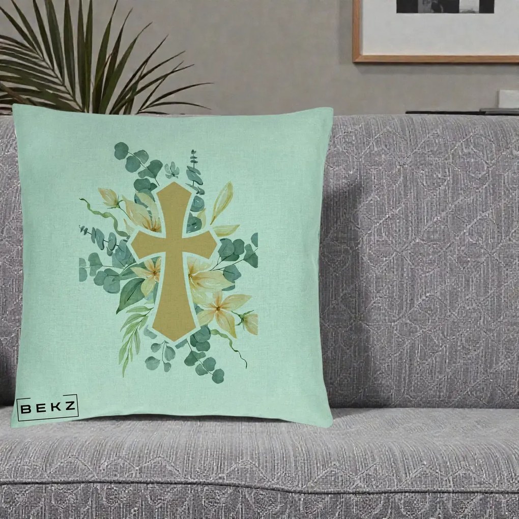 Perna Personalizata Cruce Florala Botez, 40x40 cm, Verde Menta, Husa Detasabila, Perna Inclusa, BEKZ®