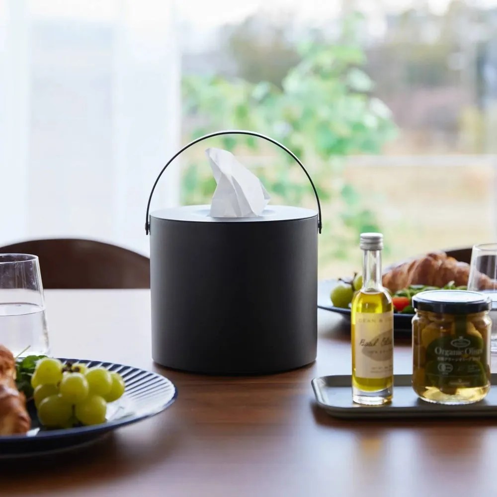 Cutie pentru șervețele din metal Tower – YAMAZAKI