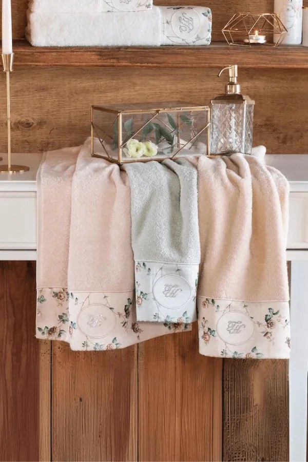 Set prosop și prosop de corp ROSELAND, 2 buc Roz / Pink Set (prosop 50x100cm, prosop de corp 75x150cm)