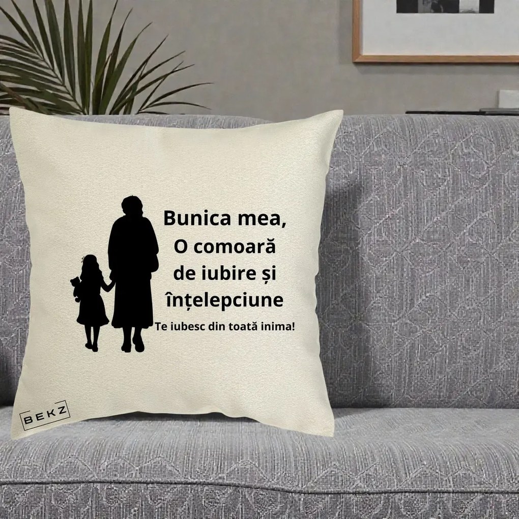 Cadou pentru Bunica - Perna Personalizata Bunica Mea Comoara Iubire Intelepciune Silueta, 40x40 cm, Ecru, Husa Detasabila, Perna Inclusa, BEKZ®