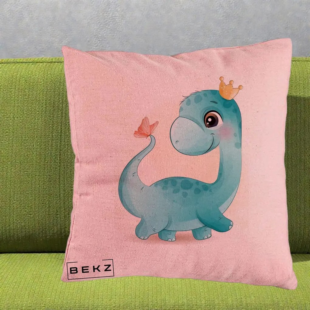 Perna Personalizata Dinozaur Bland Coroana Kawaii, 40x40 cm, Roz, Husa Detasabila, Perna Inclusa, BEKZ®