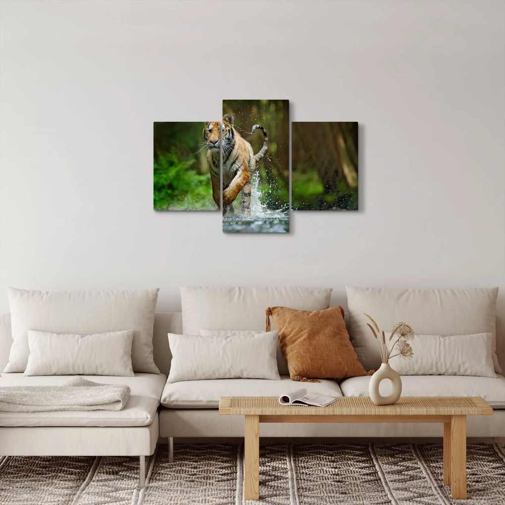 Tablou cu trigrul fugind (90x60 cm)