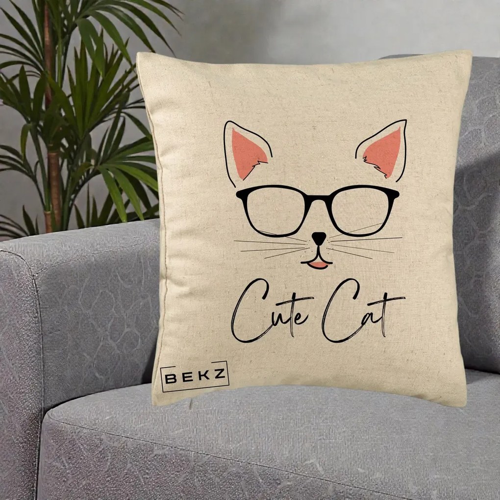 Perna Personalizata Cute Cat cu Ochelari, 40x40 cm, Bej, Husa Detasabila, Perna Inclusa, BEKZ®