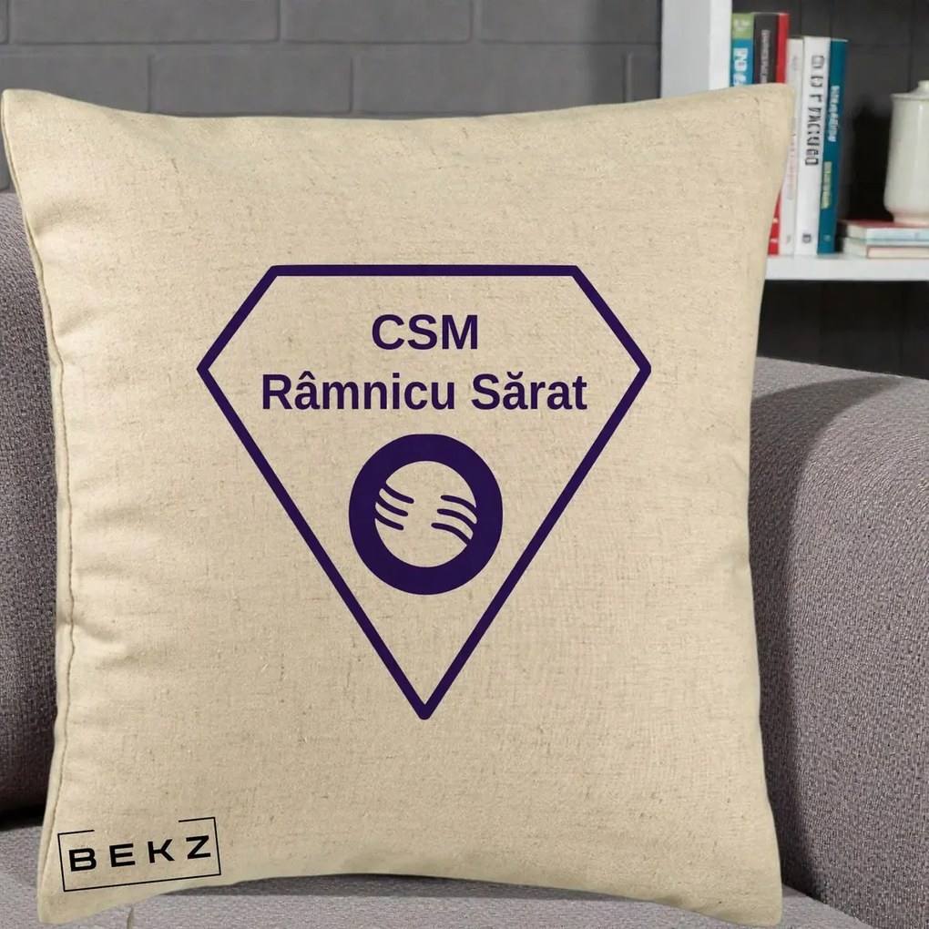 Perna Personalizata CSM Ramnicu Sarat Fotbal, 40x40 cm, Bej, Husa Detasabila, Perna Inclusa, BEKZ®