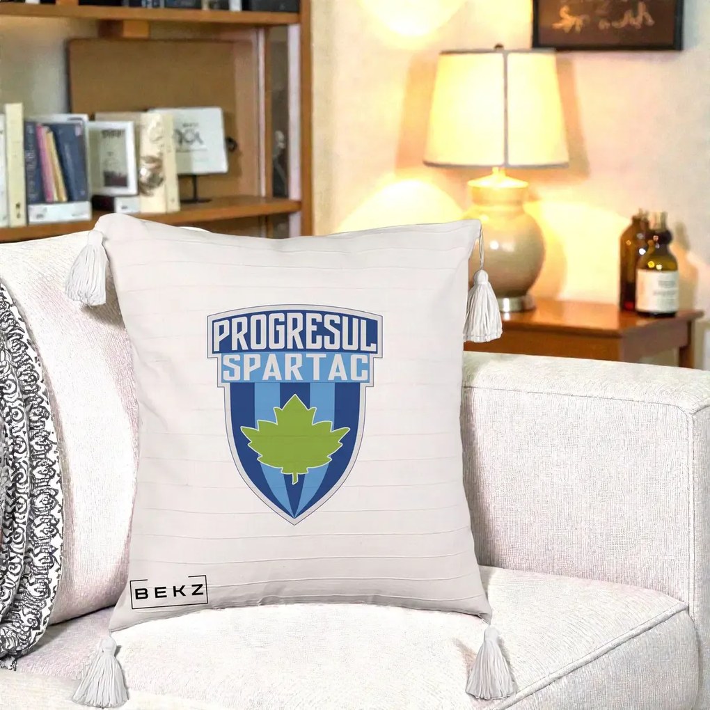 Perna Personalizata Progresul Spartac Fotbal, 40x40 cm, Bej cu Franjuri, Husa Detasabila, Perna Inclusa, BEKZ®