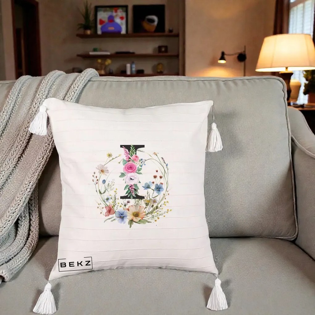 Cadou Personalizat - Perna Personalizata Monogram Litera I cu Flori Acuarela, 40x40 cm, Bej cu Franjuri, Husa Detasabila, Perna Inclusa, BEKZ®