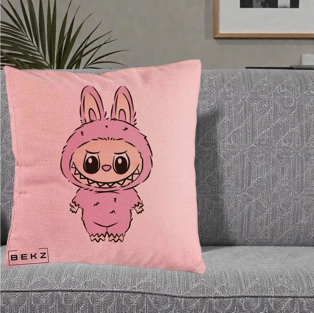 Perna Personalizata Labubu Mov Pastel, 40x40 cm, Roz, Husa Detasabila, Perna Inclusa, BEKZ®