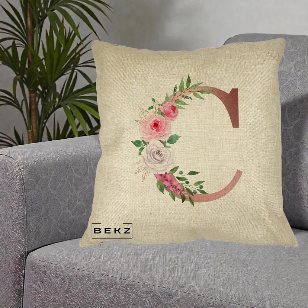 Cadou Personalizat - Perna Personalizata Monograma Rose Gold Litera C, 40x40 cm, Crem, Husa Detasabila, Perna Inclusa, BEKZ®