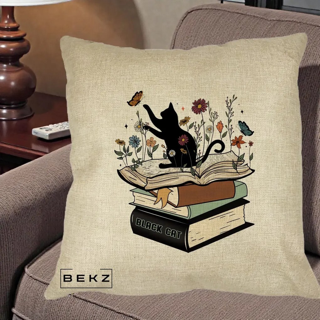 Perna Personalizata Pisica Neagra Carti Flori Fluturi, 40x40 cm, Crem, Husa Detasabila, Perna Inclusa, BEKZ®