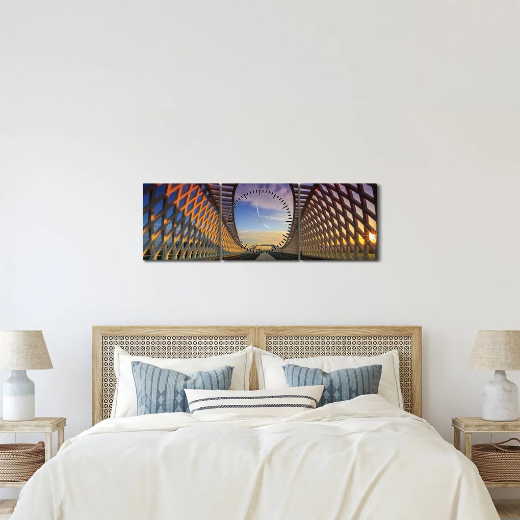 Tablou - Pod cu arhitectură modernă (cu ceas) (90x30 cm)