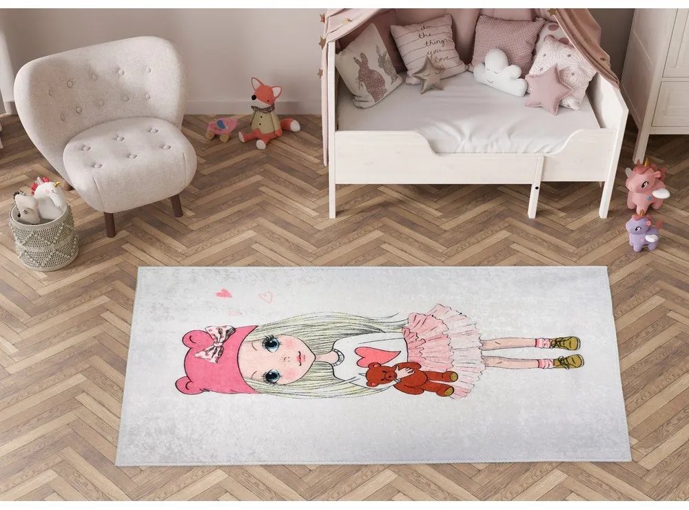 Covor pentru copii lavabil 120x180 cm Cute Girl and the Bear – Vitaus