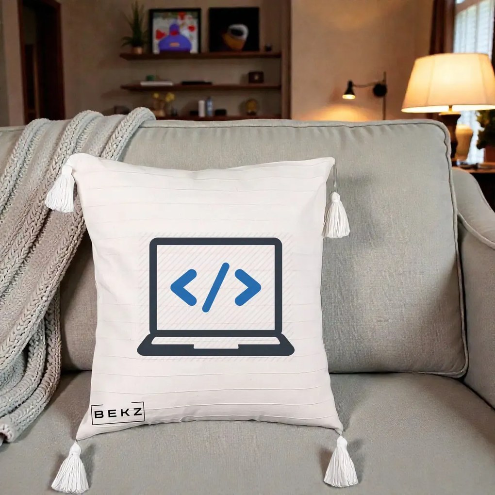 Perna Personalizata Laptop Cod HTML, 40x40 cm, Bej cu Franjuri, Husa Detasabila, Perna Inclusa, BEKZ®