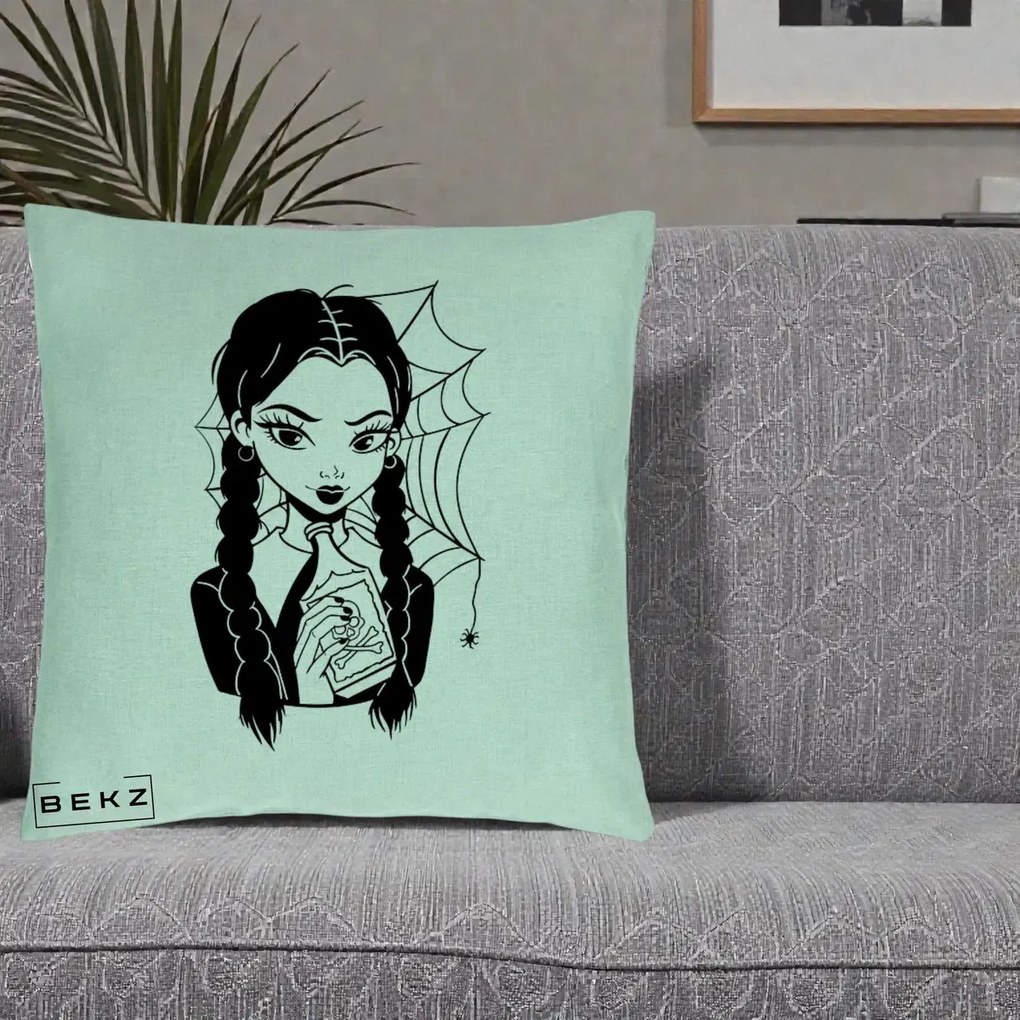 Perna Personalizata Wednesday cu Panza de Paianjen, 40x40 cm, Verde Menta, Husa Detasabila, Perna Inclusa, BEKZ®