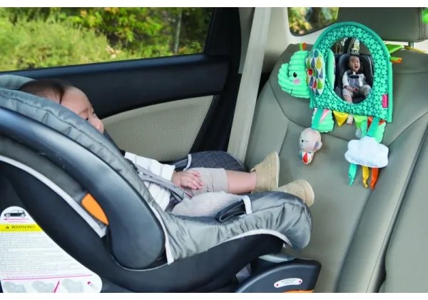 Jucărie suspendată cu activități și elefant cu oglindă Infantino