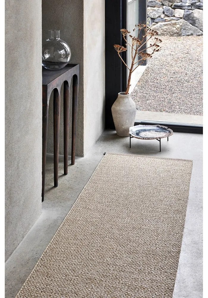 Covor pentru exterior și interior crem 60x85 cm Effi Mud – Pappelina