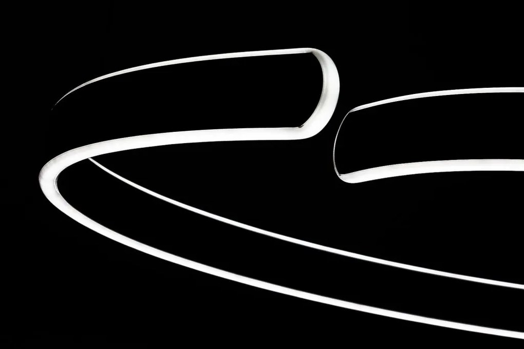 Lustra LED suspendata stil circular Silnora 76cm