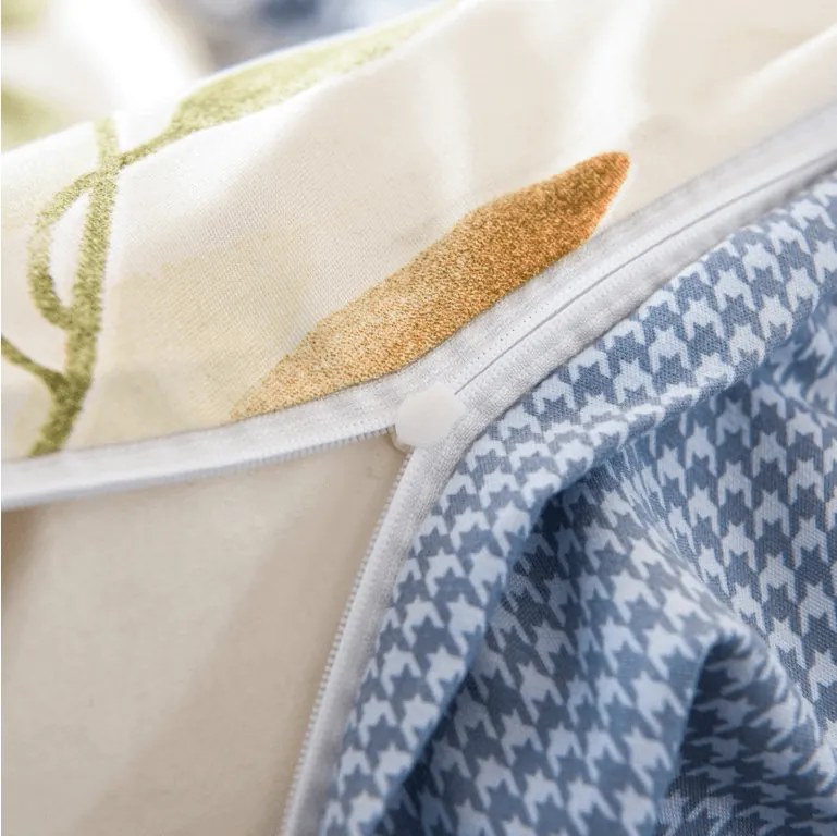 Lenjerie de pat din microfibra GENTLE LEAVES crem Dimensiune lenjerie de pat: 2 buc 70 x 90 cm | 200 x 220 cm