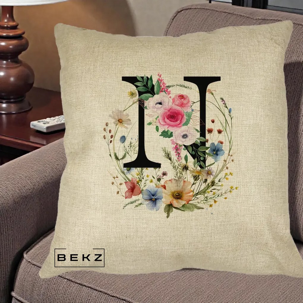 Cadou Personalizat - Perna Personalizata Monogram Litera N cu Flori Acuarela, 40x40 cm, Crem, Husa Detasabila, Perna Inclusa, BEKZ®