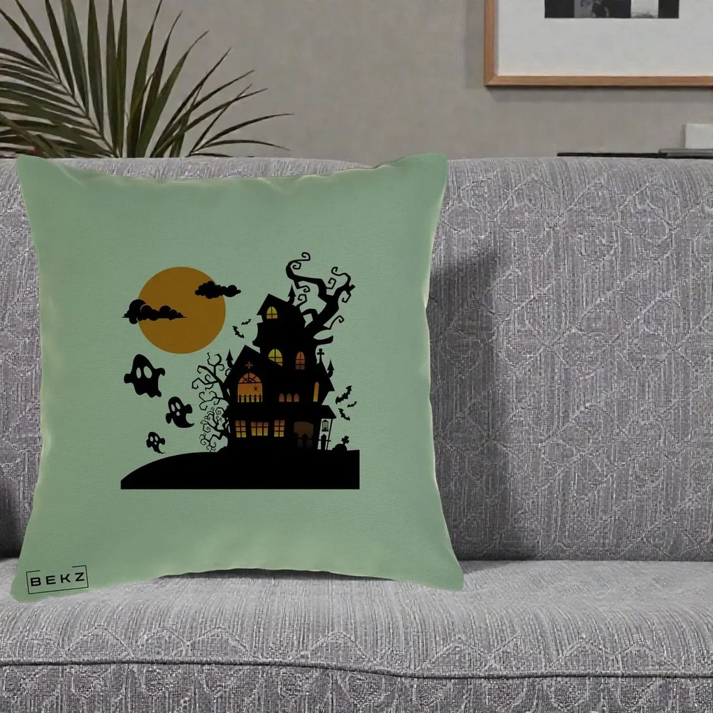 Perna Decorativa Halloween Casa Bantuita cu Fantome, 40x40 cm, Verde, Husa Detasabila, Perna Inclusa, BEKZ®