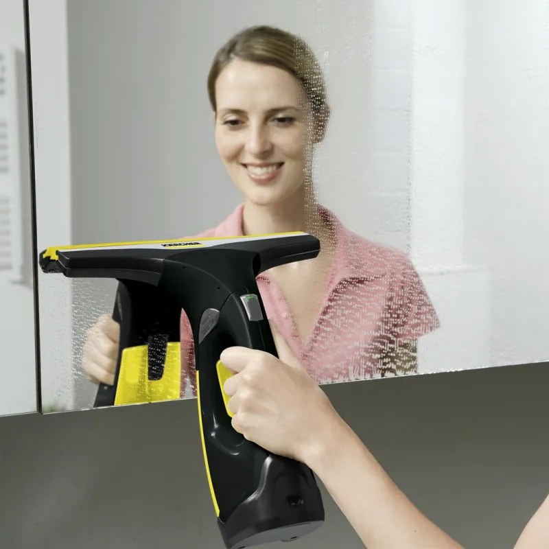 Aparat de curatat geamuri Karcher WV 2 PREMIUM, 100 ml, Autonomie de 35 min, Pana la 105 m², Indicator LED, Negru/Galben